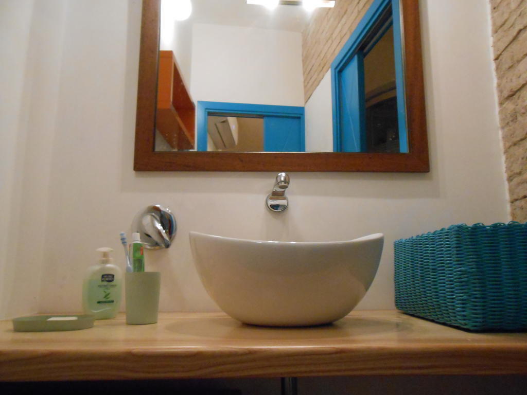Little Cagliari Apartment ภายนอก รูปภาพ